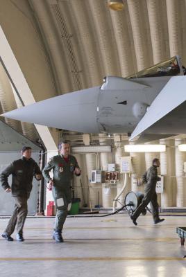 Defence-Aircraft---SP-EFA_FOTO-D_left